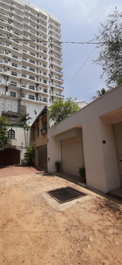 Elegance Oasis, Colombo 3 Hotel Екстериор снимка