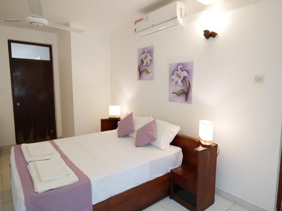 Elegance Oasis, Colombo 3 Hotel Екстериор снимка
